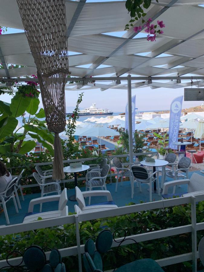 Cocktail & Dreams - Beach Hotel Sarande Bagian luar foto
