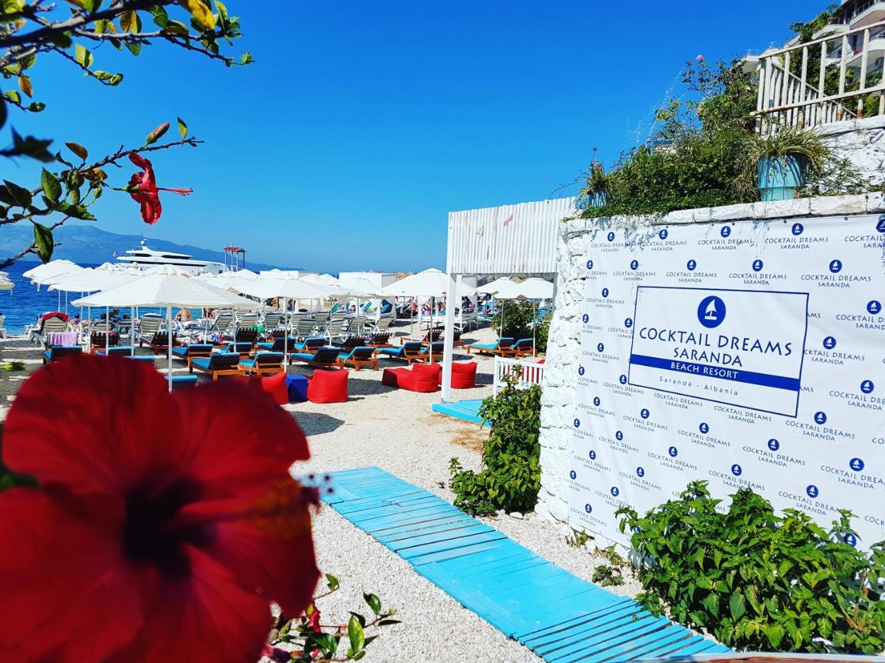 Cocktail & Dreams - Beach Hotel Sarande Bagian luar foto