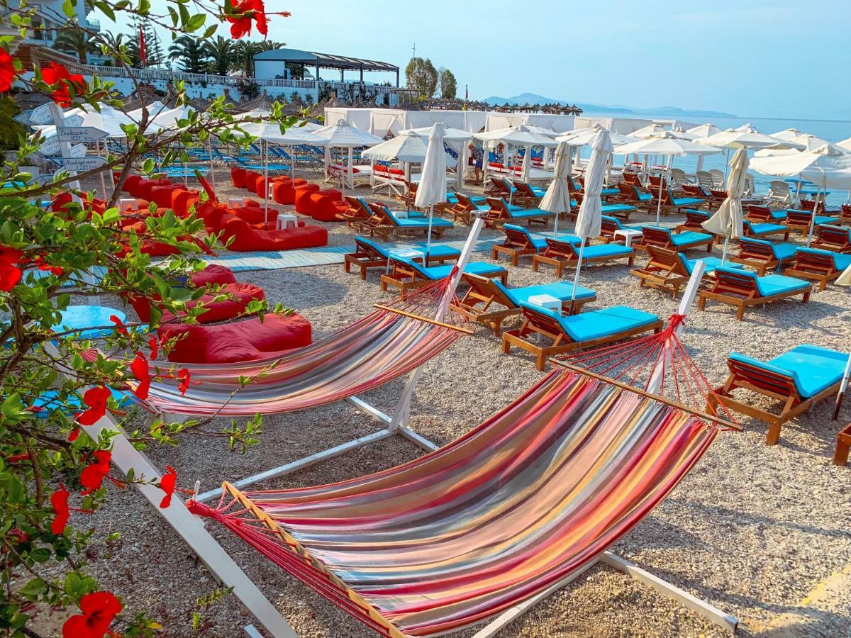 Cocktail & Dreams - Beach Hotel Sarande Bagian luar foto